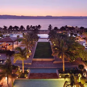 5* אתר נופש Moevenpick & Tala Bay